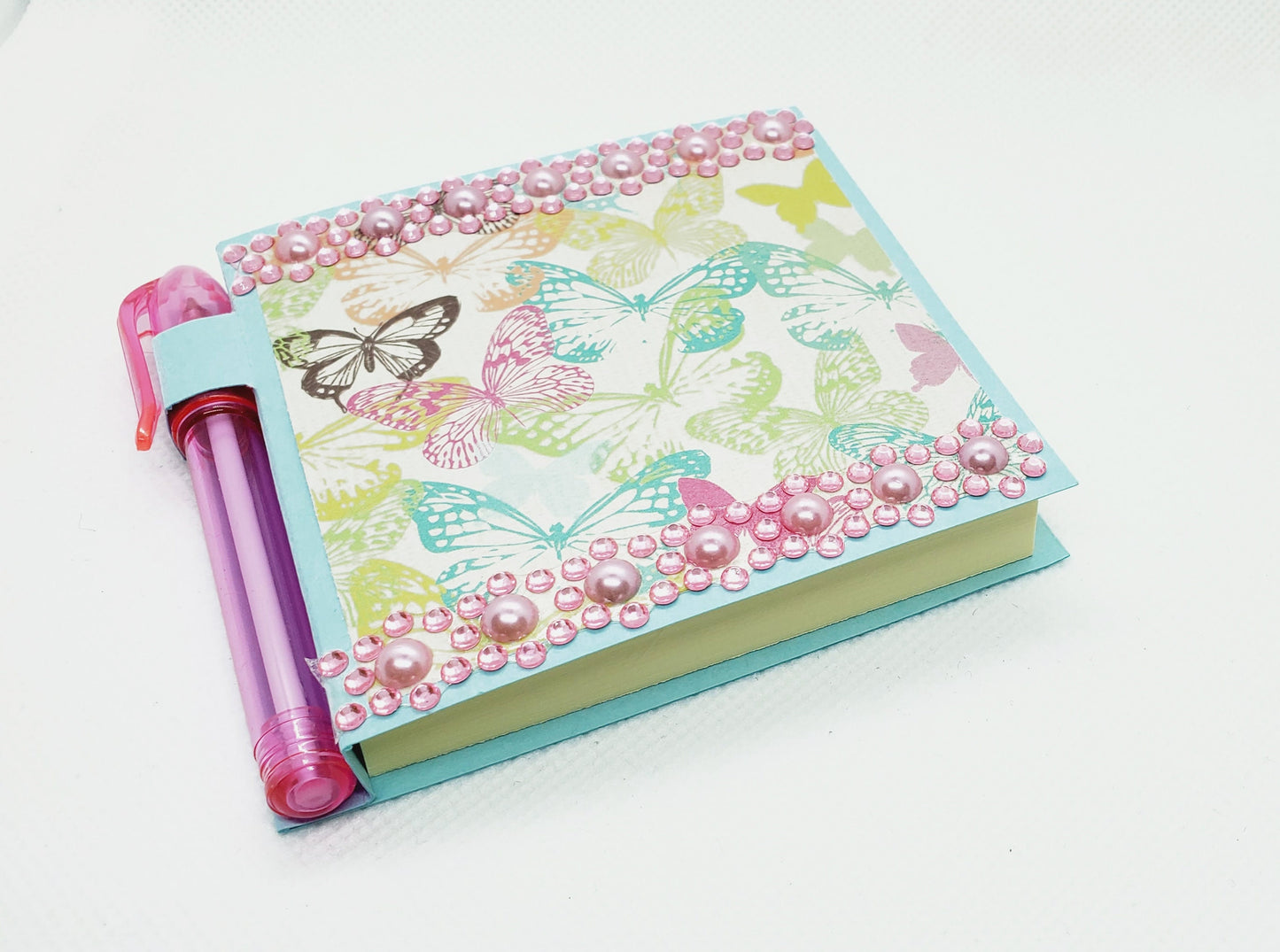 Butterfly sticky note holder and pen set